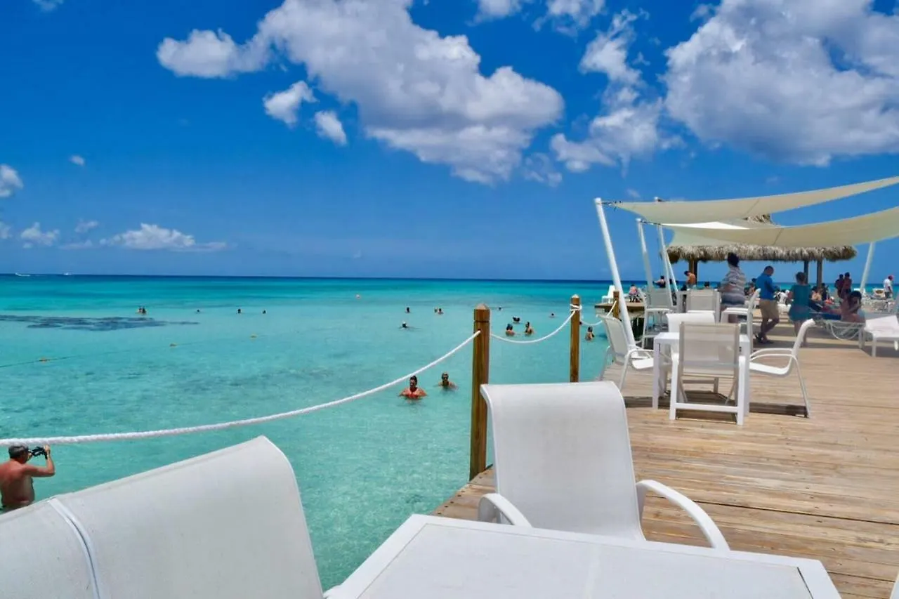 Beachfront Studio @CadaquesCaribe Bayahíbe 0*,